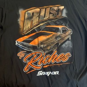 Mens NWOT snap-on tee